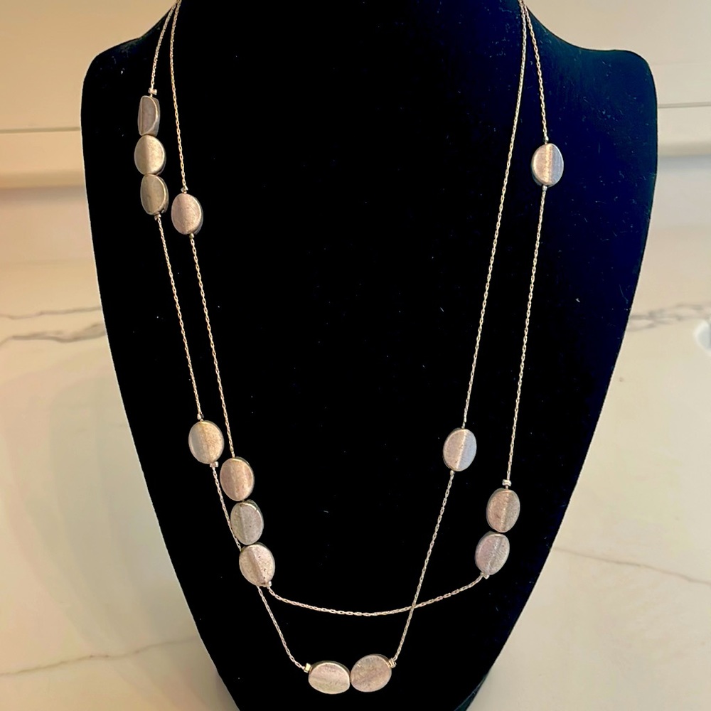 Ann Taylor loft silver necklace.